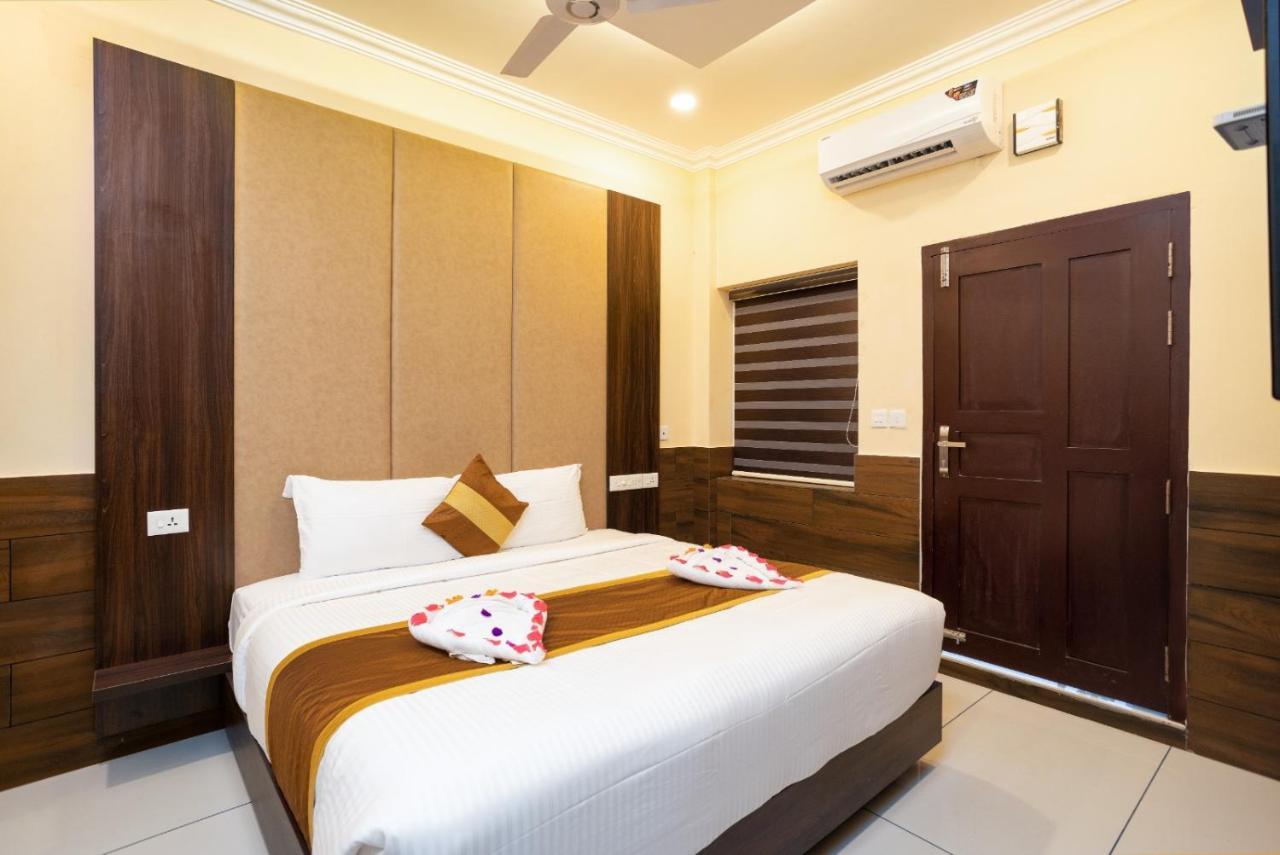 Star Emirates Luxury Resort And Spa, Munnar Anachal Exterior photo