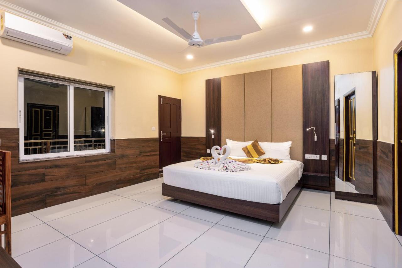 Star Emirates Luxury Resort And Spa, Munnar Anachal Exterior photo