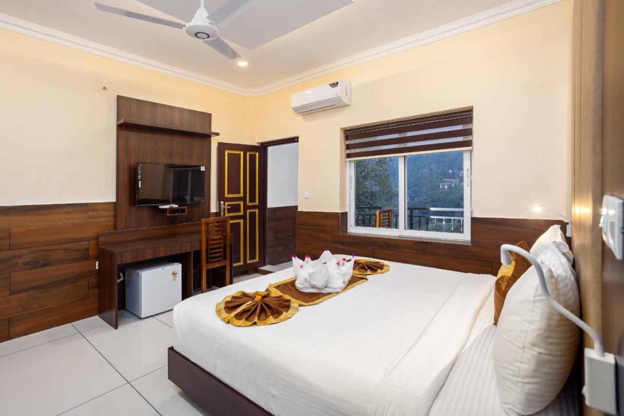 Star Emirates Luxury Resort And Spa, Munnar Anachal Exterior photo