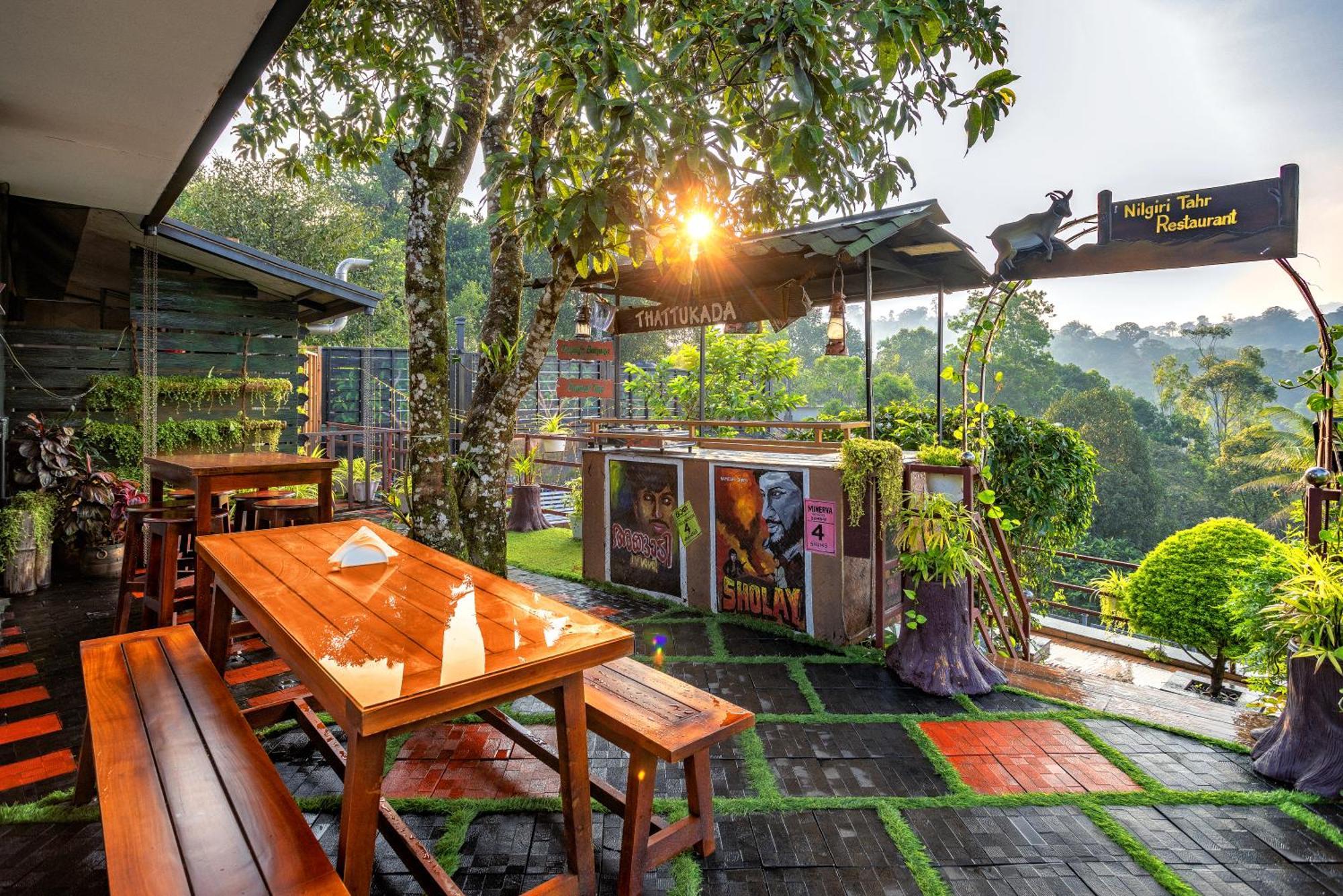 Star Emirates Luxury Resort And Spa, Munnar Anachal Exterior photo