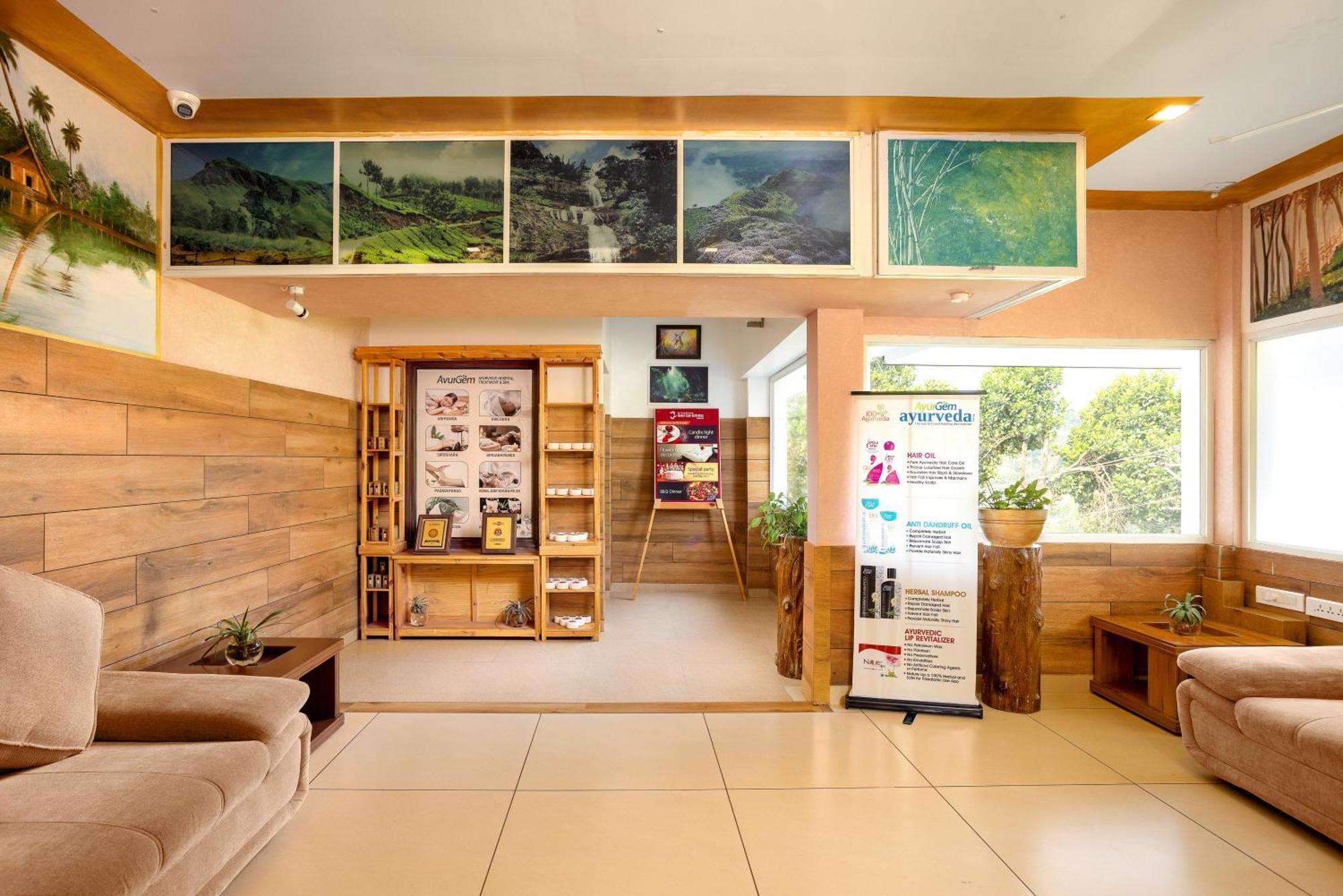 Star Emirates Luxury Resort And Spa, Munnar Anachal Exterior photo